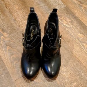 Black Aldo bootie. Gently worn.